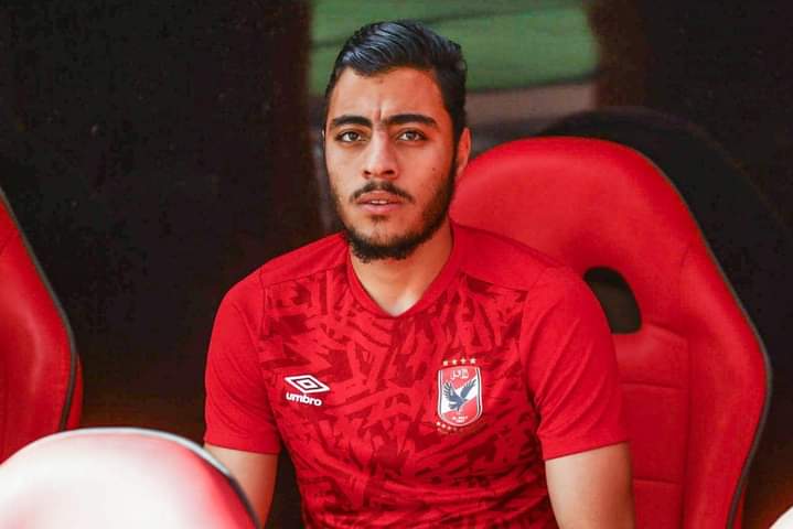 قرار مفاجأة فى الأهلى بشأن أكرم توفيق