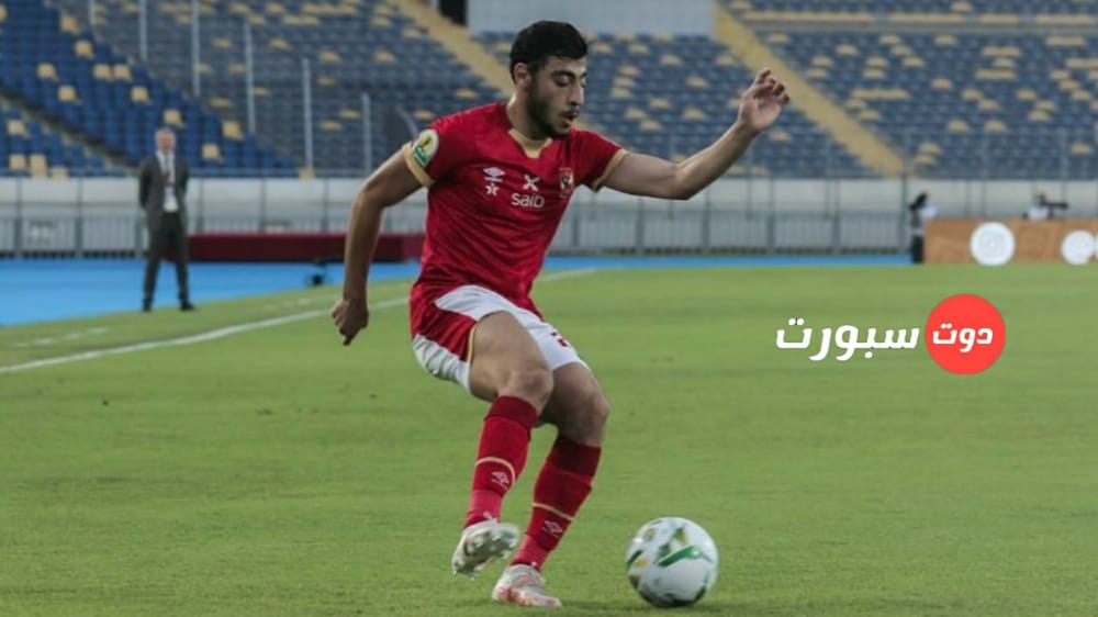 إصابة قوية لـ أكرم توفيق في الركبة خلال المران